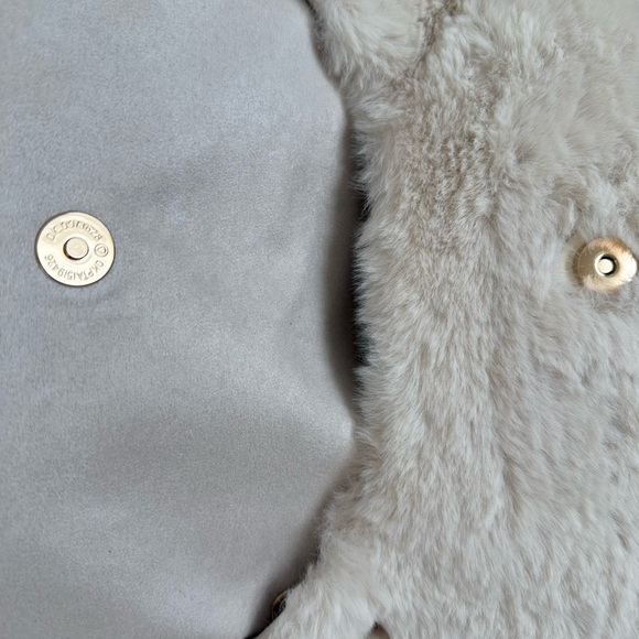 H&M faux fur gold chain shoulder bag Elegant Cream Faux Fur Shoulder Bag nwot - Picture 14 of 14